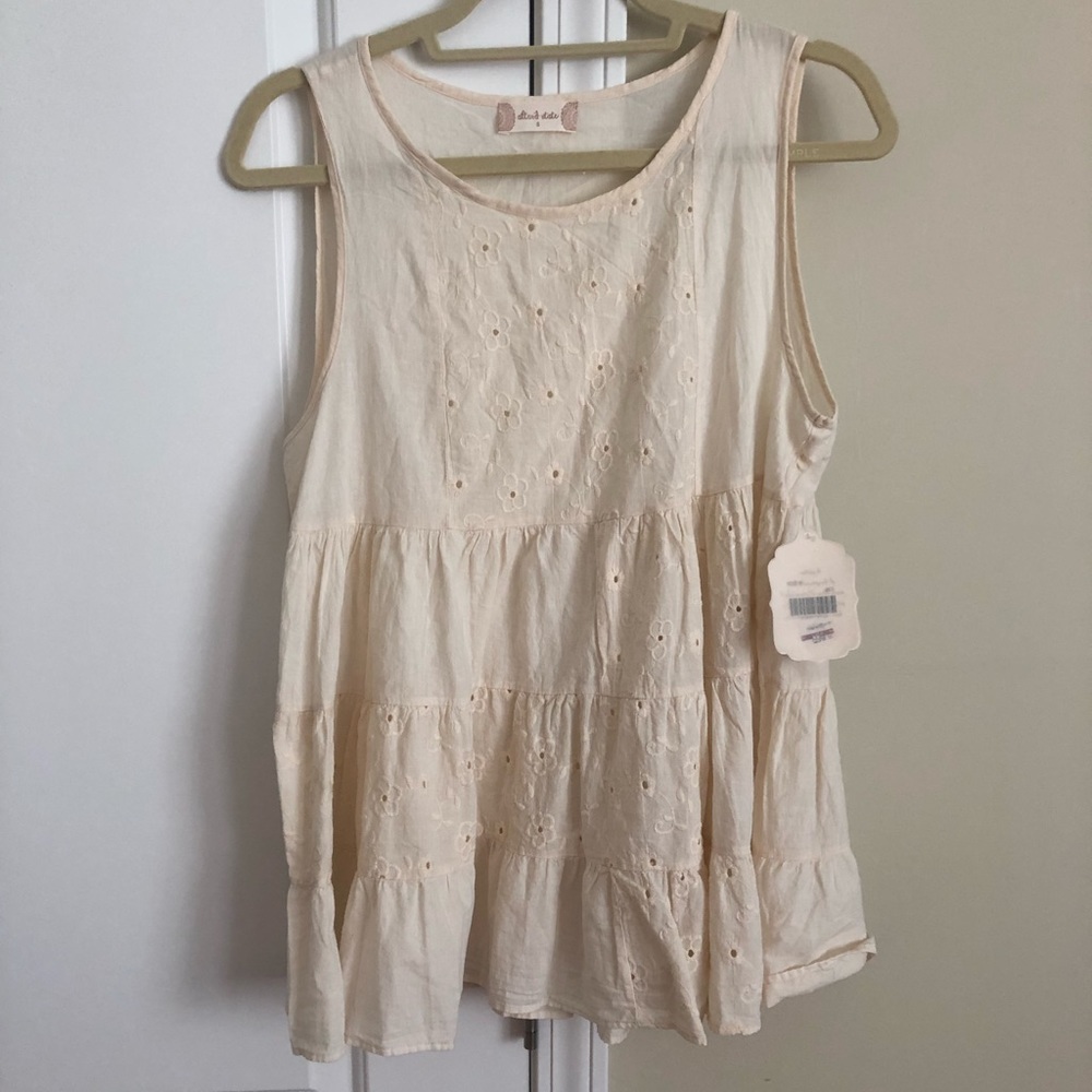 NWT Altard State Cream Pattern Tiered Tank